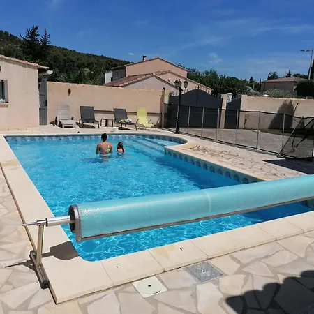 En Occitanie - Belle Familiale Avec Piscine Privee - Ideale Avec Enfants * Beaucaire (Gard)