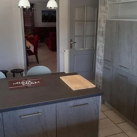 Promotion Sur La Dernière Semaine D'août En Occitanie - Avec Piscine Privée Beaucaire (Gard)