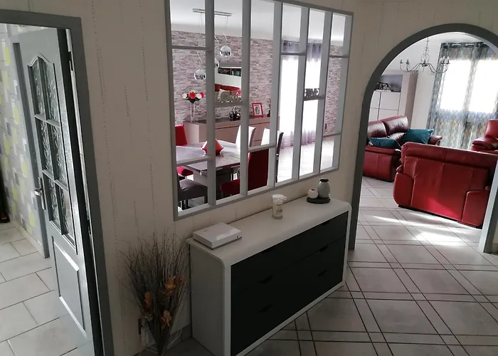 Familiale Avec Piscine Privee Ideale Pour Et Tourisme En Occitanie Villa Beaucaire (Gard)