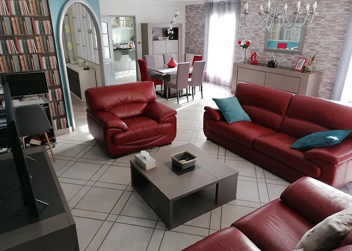 Familiale Avec Piscine Privee Ideale Pour Et Tourisme En Occitanie