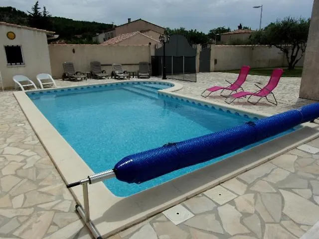 Familiale Avec Piscine Privee Ideale Pour Et Tourisme En Occitanie Beaucaire (Gard)
