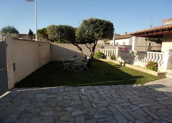 Villa Familiale Avec Piscine Privee Ideale Pour Et Tourisme En Occitanie Beaucaire (Gard)